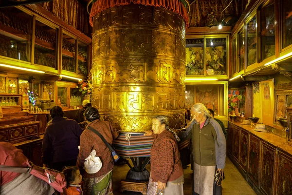 Viajando Por Terra Santa Chinesa Tibete Lhasa — Fotografia de Stock