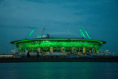 St Petersburg'un muhteşem gece manzarası 