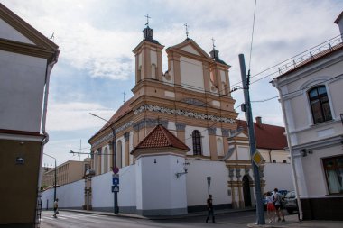 Grodno, Beyaz Rusya - Haziran 2018: Avrupa'nın en çok şehir olan Belarus'un merkezi sokakları ve tarihi evleri