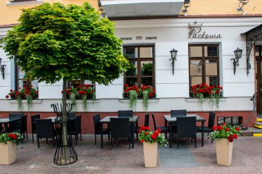 Grodno, Beyaz Rusya - Haziran 2018: Avrupa'nın en çok şehir olan Belarus'un merkezi sokakları ve tarihi evleri