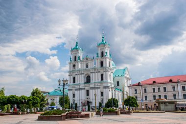 Grodno, Beyaz Rusya - Haziran 2018: Famous Landmark Is St. Francis Xavier Katedrali Sunny Yaz Günü Hrodna'da