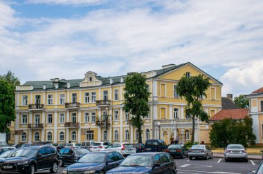 Grodno, Beyaz Rusya - Haziran 2018: Avrupa'nın en çok şehir olan Belarus'un merkezi sokakları ve tarihi evleri