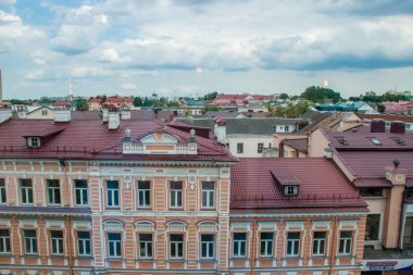Grodno, Beyaz Rusya - Haziran 2018: Avrupa'nın en çok şehir olan Belarus'un merkezi sokakları ve tarihi evleri