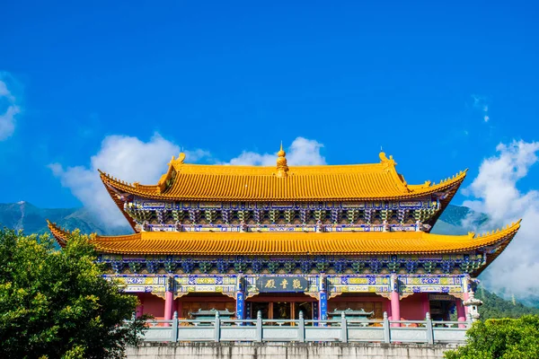 Grande Porta Mosteiro Chongsheng Dos Maiores Centros Budistas Sudeste Ásia — Fotografia de Stock