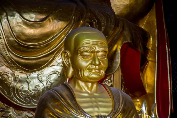 Dali Province Yunnan Chine Oct 2018 Statues Bouddhistes Dorées Monastère — Photo