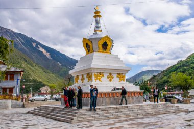 Doğu Tibet 'teki Kawa Karpo dağına seyahat, Yunnan, Çin