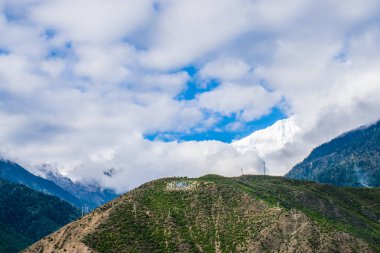 Doğu Tibet 'teki Kawa Karpo Dağı manzarası, Yunnan, Çin