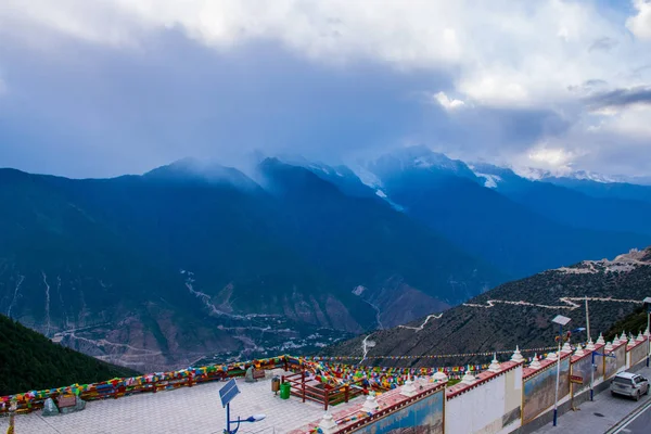 Vista Montaña Kawa Karpo Tíbet Oriental Yunnan China — Foto de Stock