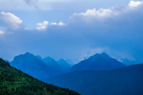 Vista Montaña Kawa Karpo Tíbet Oriental Yunnan China —  Fotos de Stock