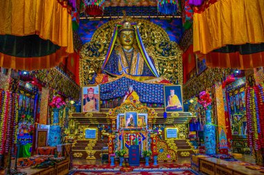 Lijiang bölgesindeki tapınağın içinde, Yunnan, Çin