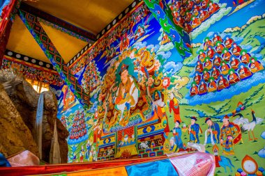 Lijiang bölgesindeki tapınağın içinde, Yunnan, Çin