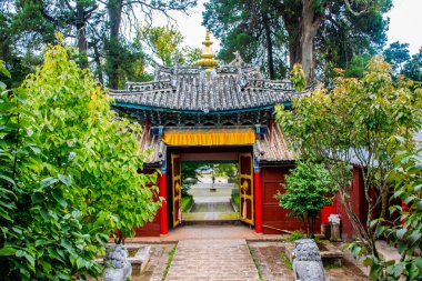 Lijiang bölgesinin geleneksel mimarisi ve doğası, Yunnan, Çin