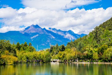 Lijiang ilinin doğal manzarası, Yunnan, Çin