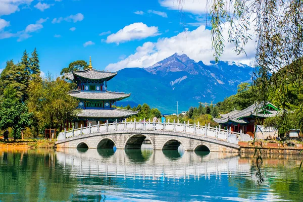 Arquitetura Tradicional Natureza Província Lijiang Yunnan China — Fotografia de Stock