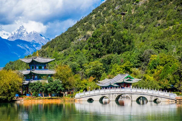 Arquitetura Tradicional Natureza Província Lijiang Yunnan China — Fotografia de Stock