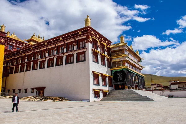 Resor Med Litang Östra Tibet Sichuan Kina — Stockfoto