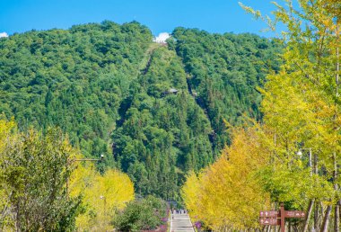 Tengchong ilçesinin gündüz manzarası, Yunnan.  