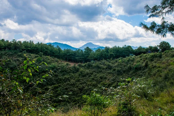 Vista Panorâmica Condado Tengchong Durante Dia Yunnan — Fotografia de Stock