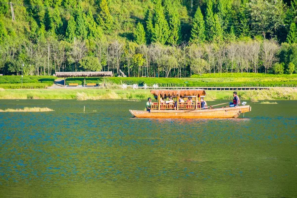 Yunnan, Tengchong ilçesinden geçiyor. 