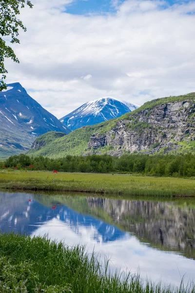 Utsikt Över Kebnekaise Fjäll Dagtid Sverige — Stockfoto