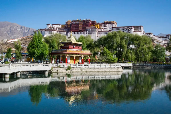 Lhasa Tibet China May 2019 Potala Palace Main Residence Dalai — Stock Photo, Image