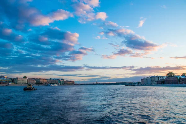 Caminhando Pela Cidade São Petersburgo Durante Dia Rússia — Fotografia de Stock