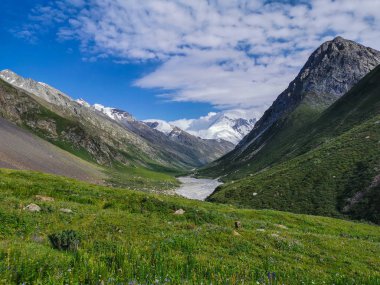 Mermer Duvar 'ın manzarası, Tian Shan, Kazakistan