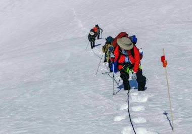 Mermer Duvar Zirvesi, Tian Shan, Kazakistan 