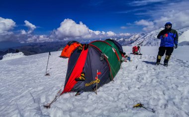 Mermer Duvar Zirvesi, Tian Shan, Kazakistan 