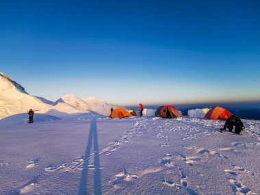 Mermer Duvar Zirvesi, Tian Shan, Kazakistan 