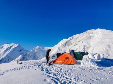 Mermer Duvar Zirvesi, Tian Shan, Kazakistan 
