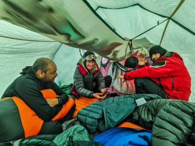Mermer Duvar Zirvesi, Tian Shan, Kazakistan 