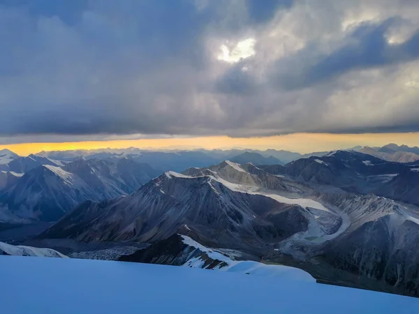 Festői Kilátás Márvány Fal Csúcs Tian Shan Kazahsztán — Stock Fotó