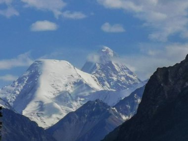 Mermer Duvar Zirvesi, Tian Shan, Kazakistan