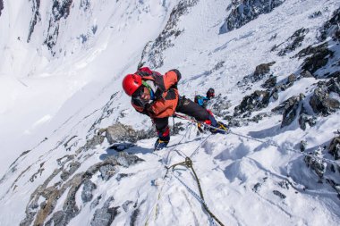 Khan Tengri zirvesi Tian Shan Kazakistan