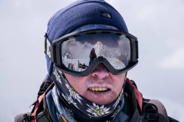 Khan Tengri zirvesi Tian Shan Kazakistan
