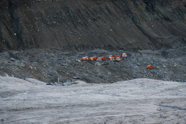 Khan Tengri zirvesi Tian Shan Kazakistan