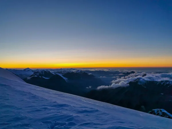 Vista Del Pico Pared Mármol Durante Amanecer Tian Shan Kazajstán — Foto de Stock