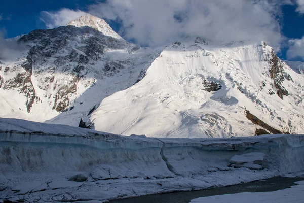 Γραφική Θέα Του Khan Tengri Κορυφή Tian Shan Καζακστάν — Φωτογραφία Αρχείου