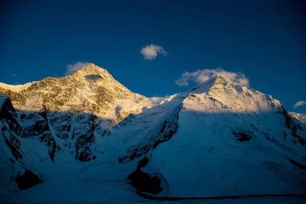 Malerischer Blick Auf Den Gipfel Des Khan Tengri Tian Shan — Stockfoto