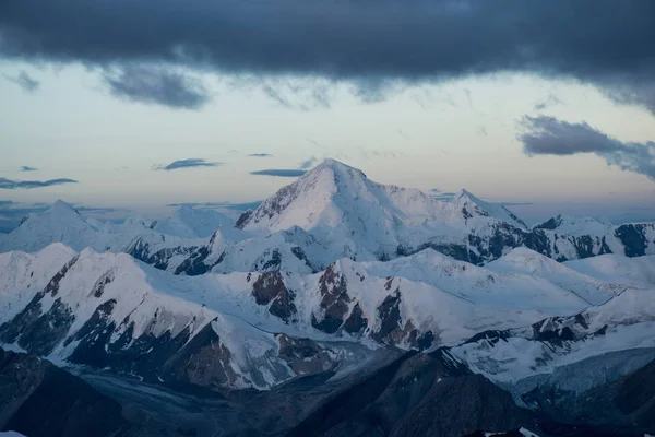 Vista Panorâmica Pico Khan Tengri Tian Shan Cazaquistão — Fotografia de Stock