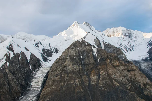 Malerischer Blick Auf Den Gipfel Des Khan Tengri Tian Shan — Stockfoto