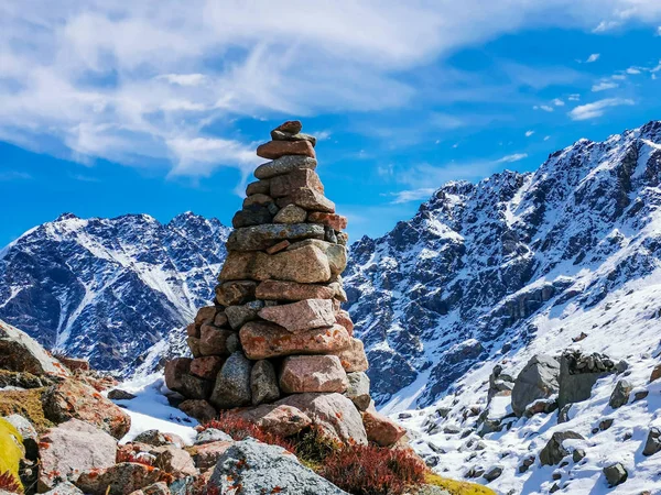Alatau dağlarının manzarası, Tian Shan, Kazakistan