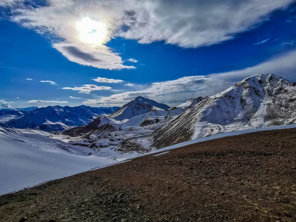 哈萨克斯坦天山Alatau山的风景 — 图库照片