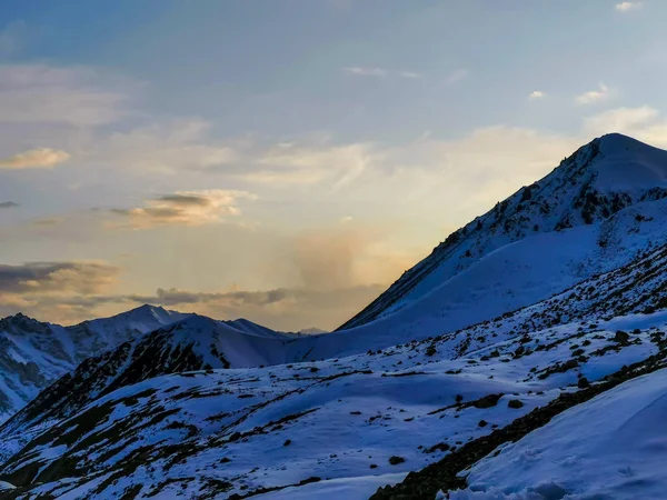 Vista Panorâmica Das Montanhas Alatau Tian Shan Cazaquistão — Fotografia de Stock
