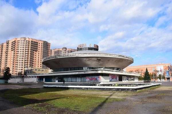 Caminando Por Ciudad Krasnodar Durante Día Rusia —  Fotos de Stock