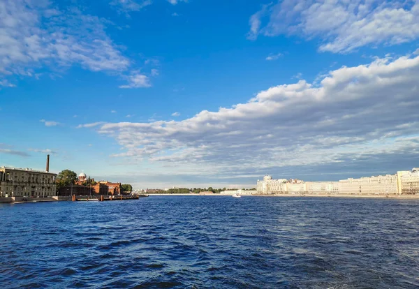 Caminando Por Ciudad San Petersburgo Durante Día Rusia — Foto de Stock