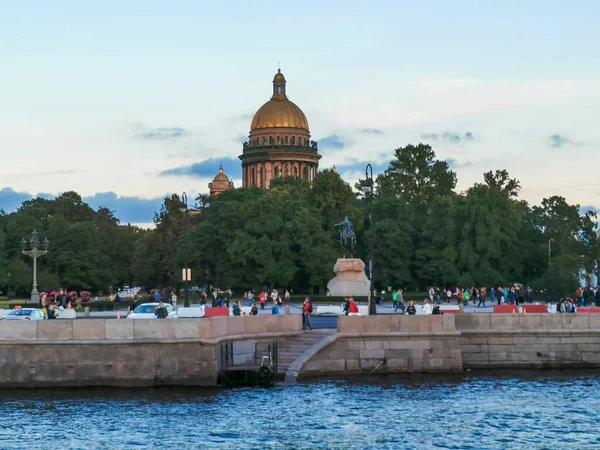 Caminando Por Ciudad San Petersburgo Durante Día Rusia — Foto de Stock