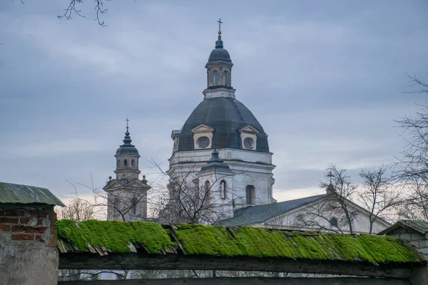 Över Pazaislis Kloster Kyrka Molnigt Höstdag Kaunas Litauen — Stockfoto