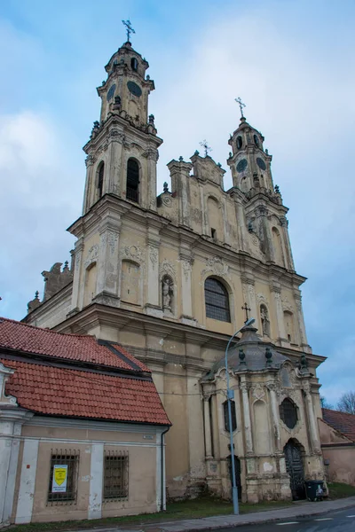 Pohled Kostel Nanebevzetí Panny Marie Vilniusu Litva — Stock fotografie